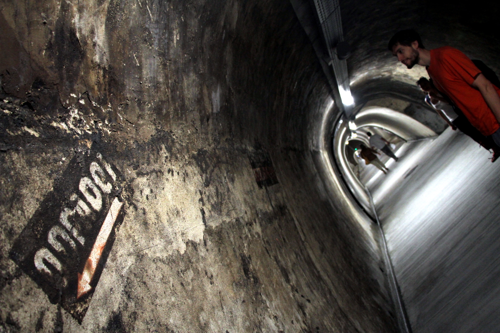 Gric tunnel Zagreb sign from WW2